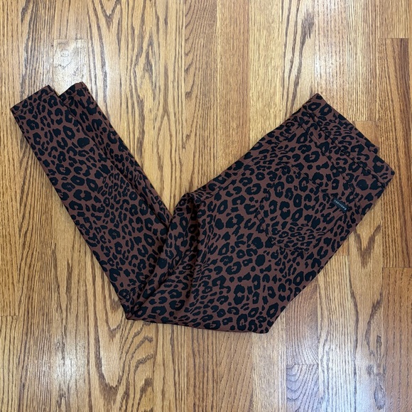 Sanctuary Brown Leopard Print Cropped Pants - Picture 4 of 11